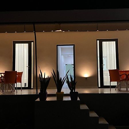 Mare Rooms Vlore Kanine Bagian luar foto